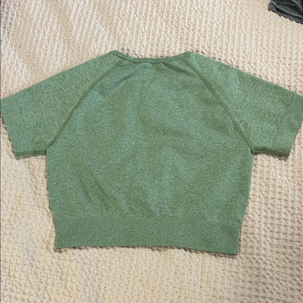 Exercise crop top - Picture 7 of 7
